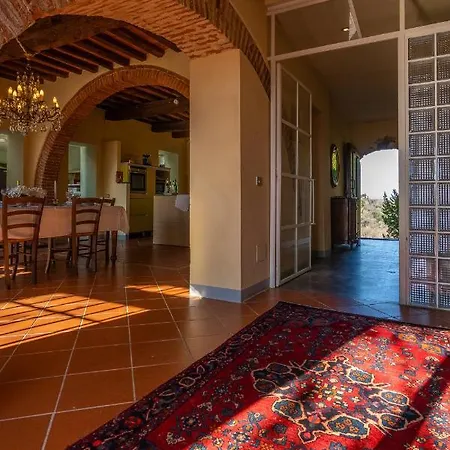 Country House *